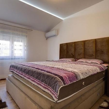 Divino Apartment Tivat Kültér fotó