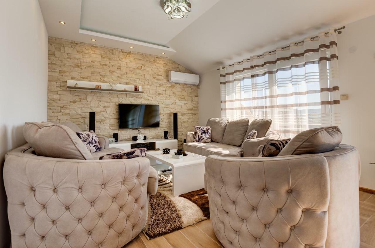 Divino Apartment Tivat Kültér fotó