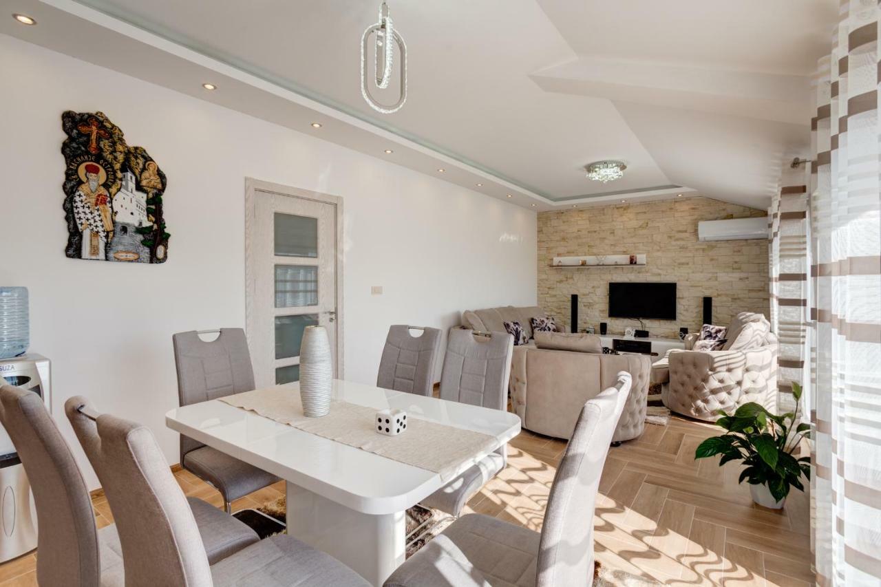Divino Apartment Tivat Kültér fotó