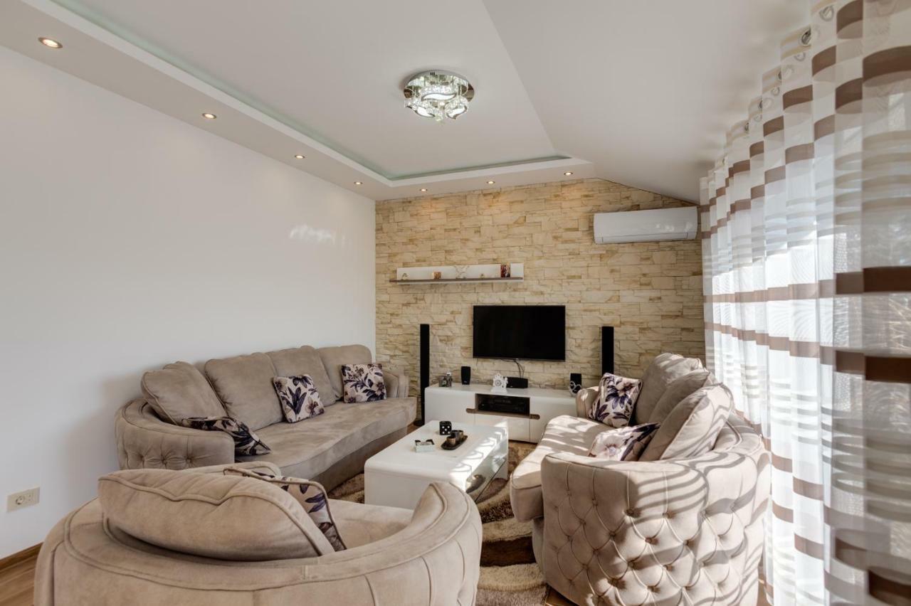 Divino Apartment Tivat Kültér fotó